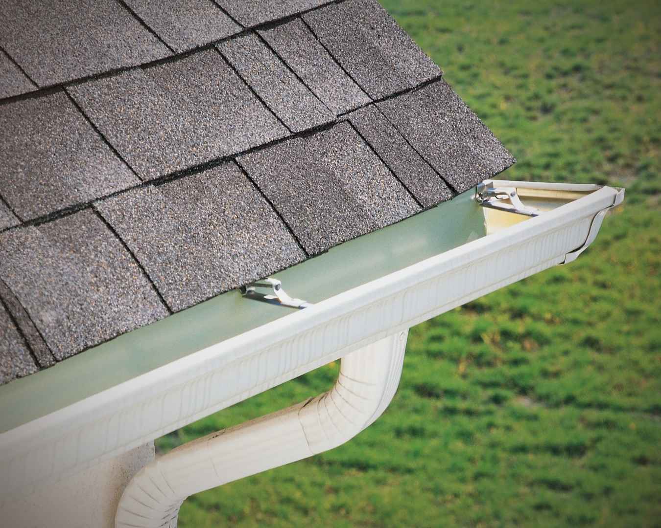 Simpsonville SC seamless gutter installation